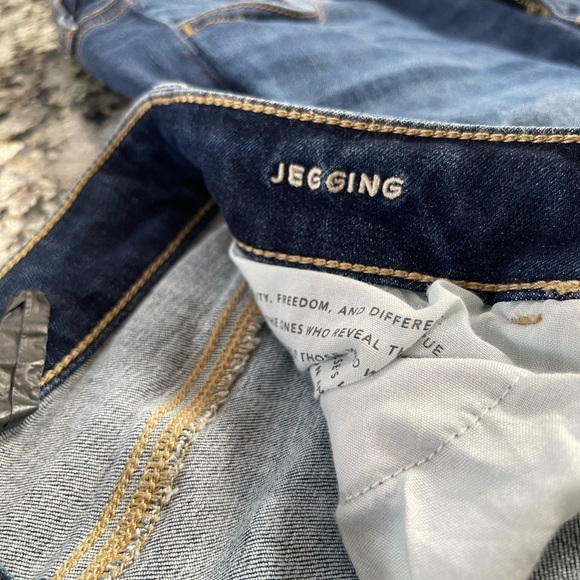 Women’s Distressed Blue Jeans - Picture 2 of 4